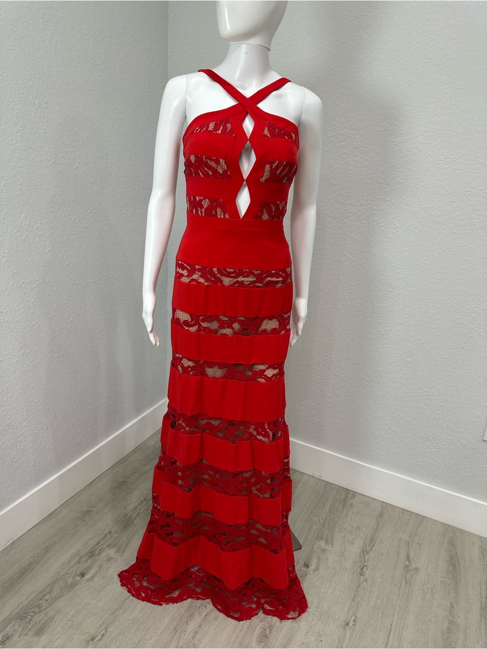 Versace Red Lace Dress size 36